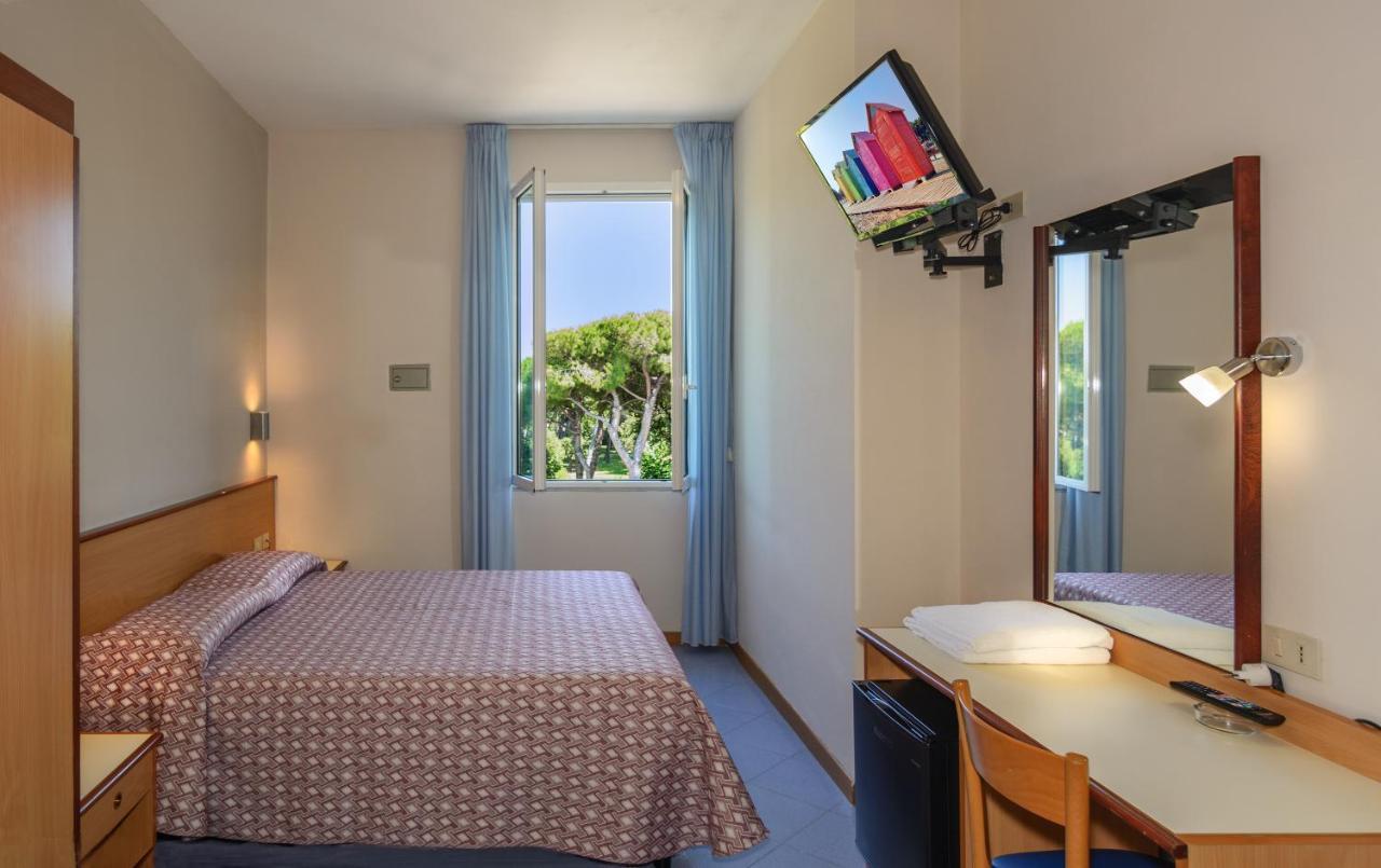 Hotel Sogno เวียเรจโจ ภายนอก รูปภาพ
