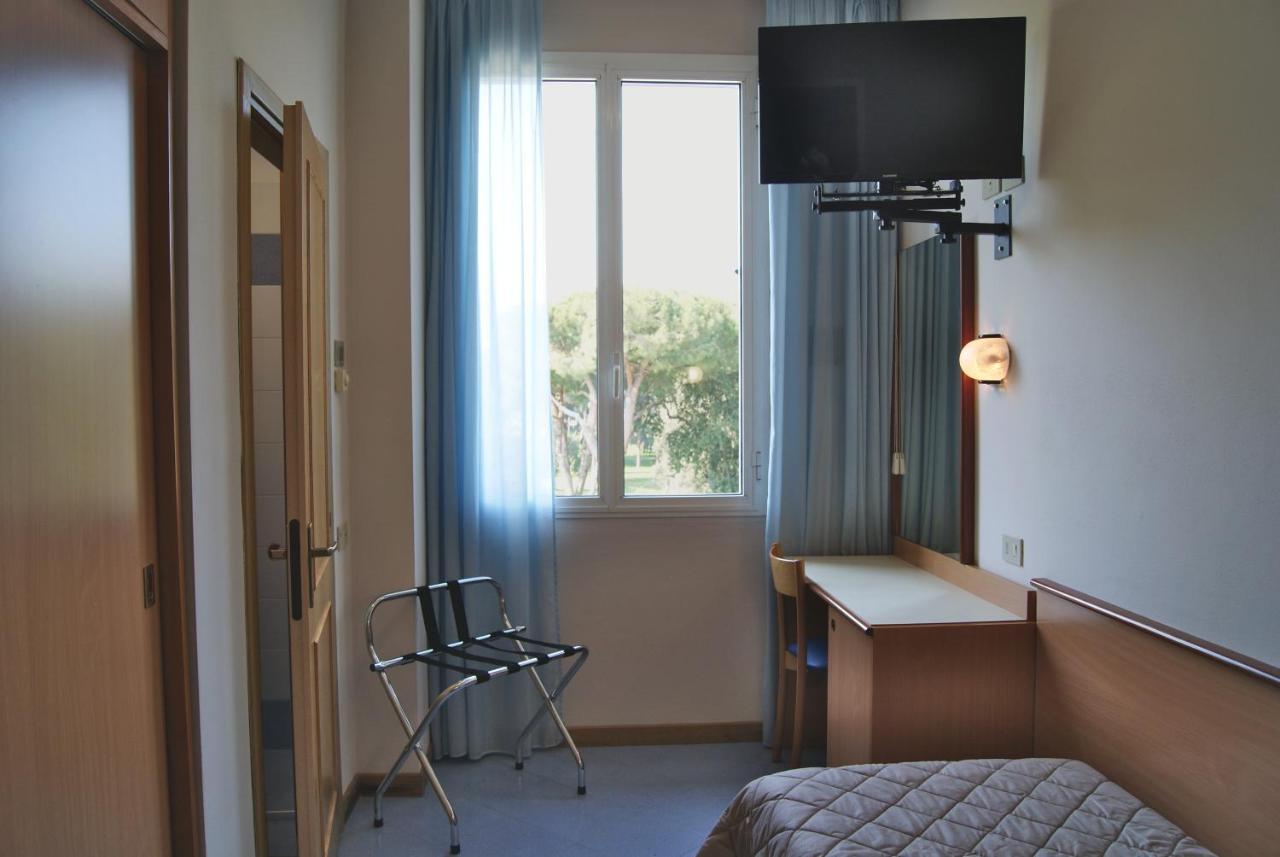 Hotel Sogno เวียเรจโจ ภายนอก รูปภาพ